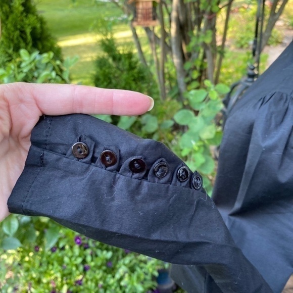 Le Full Wrap Black Top - Picture 6 of 11